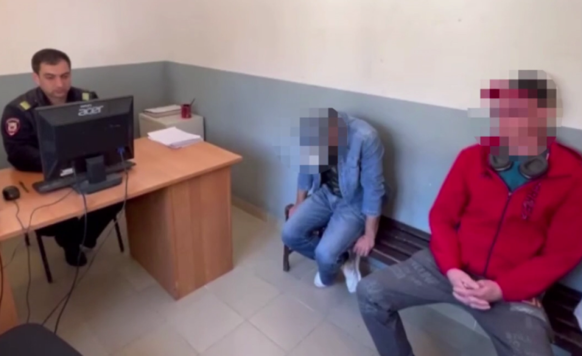    В Сочи задержали двух участников группового секса, один из них – иностранец