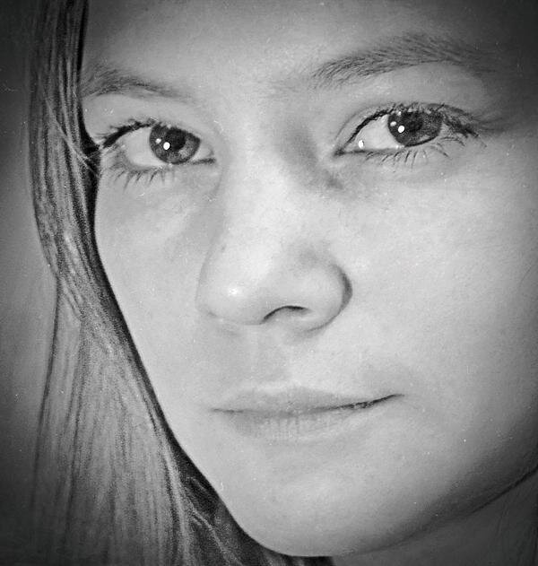 Земную жизнь пройдя до половины, я очутился в сумрачном лесу.  
Данте "Божественная комедия"