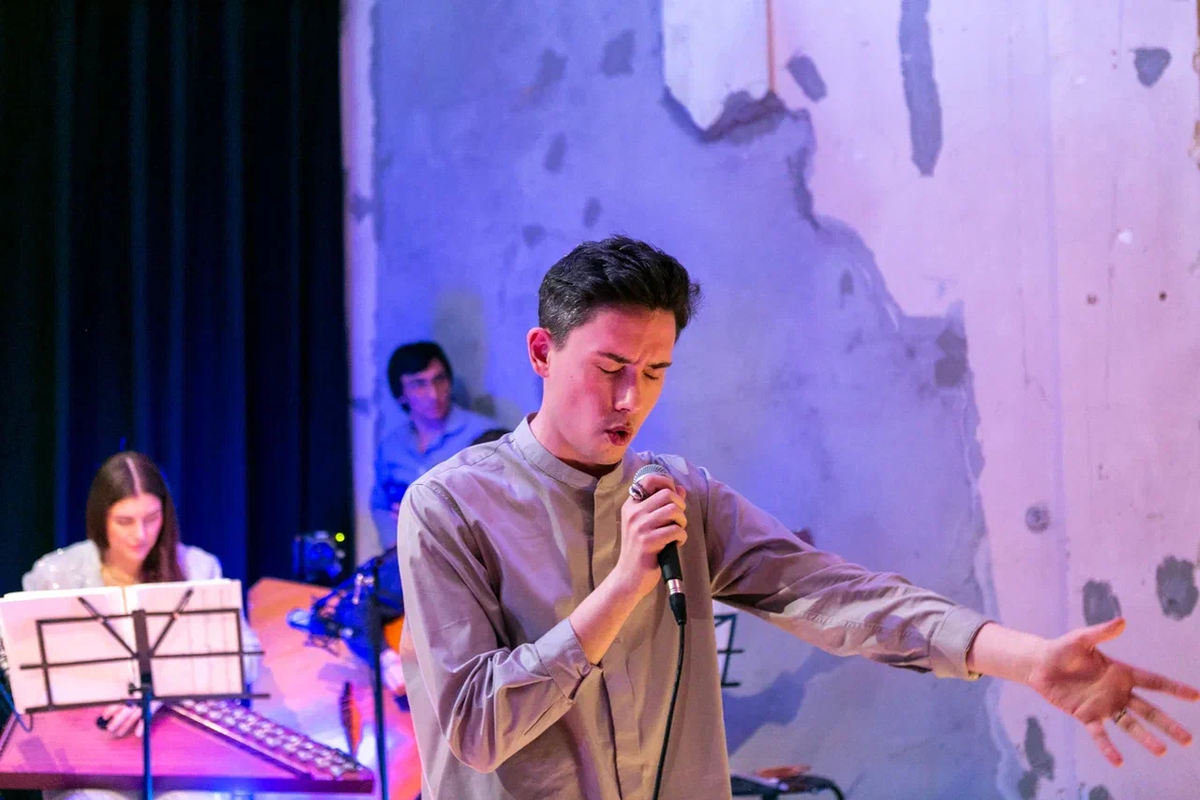 Исполнитель Роман Терентьев © Пресс-служба галереи-мастерской «ГРАУНД Солянка»