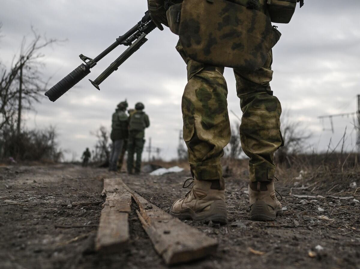    Российские военнослужащие в Авдеевке© РИА Новости / Станислав Красильников