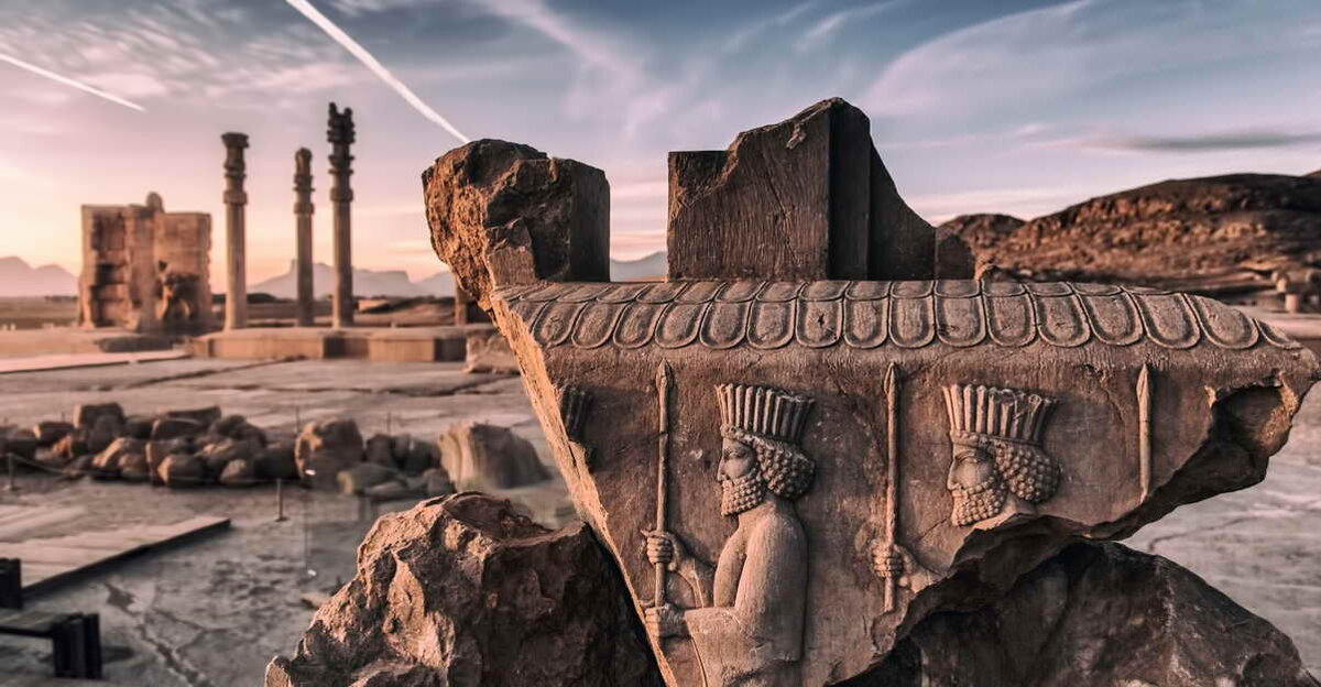 Руины Персеполиса (с) irantour24.com