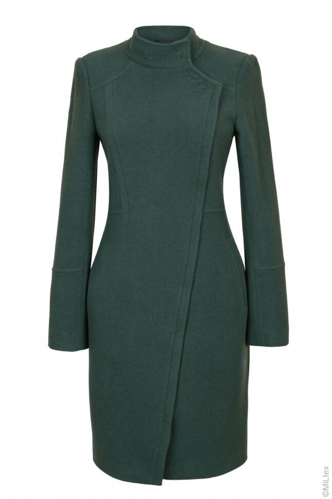 Пальто - футляр. Именно эта модель пальто стала моей любимой после той удачной покупки. Фото взято с Яндекс картинки, в свободном доступе 