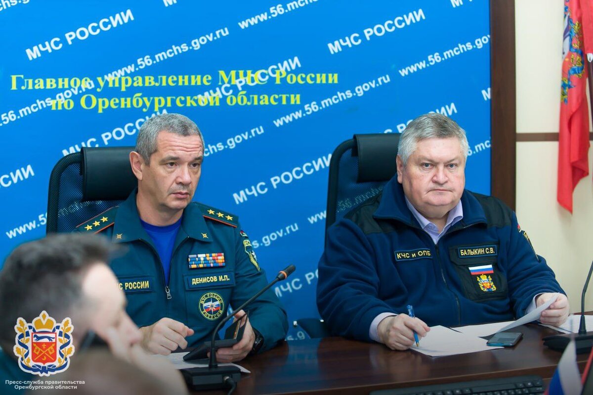    Глава МЧС России Александр Куренков провел заседание противопаводковой комиссии Белов Михаил Александрович