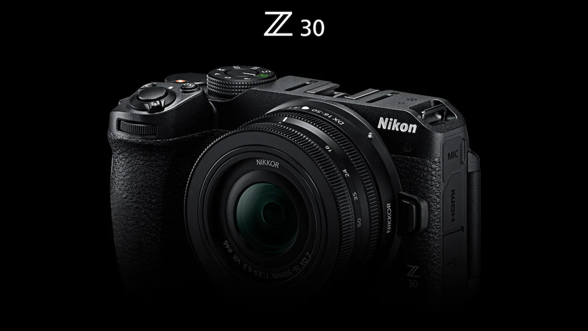 Для любительских кроп камер Nikon вышли новые прошивки. Казалось бы хорошая новость, но на самом деле ничего интересного эти прошивки не привнесли.