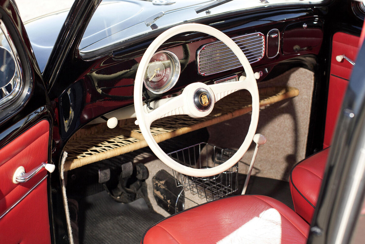    Volkswagen Beetle   
Volkswagen