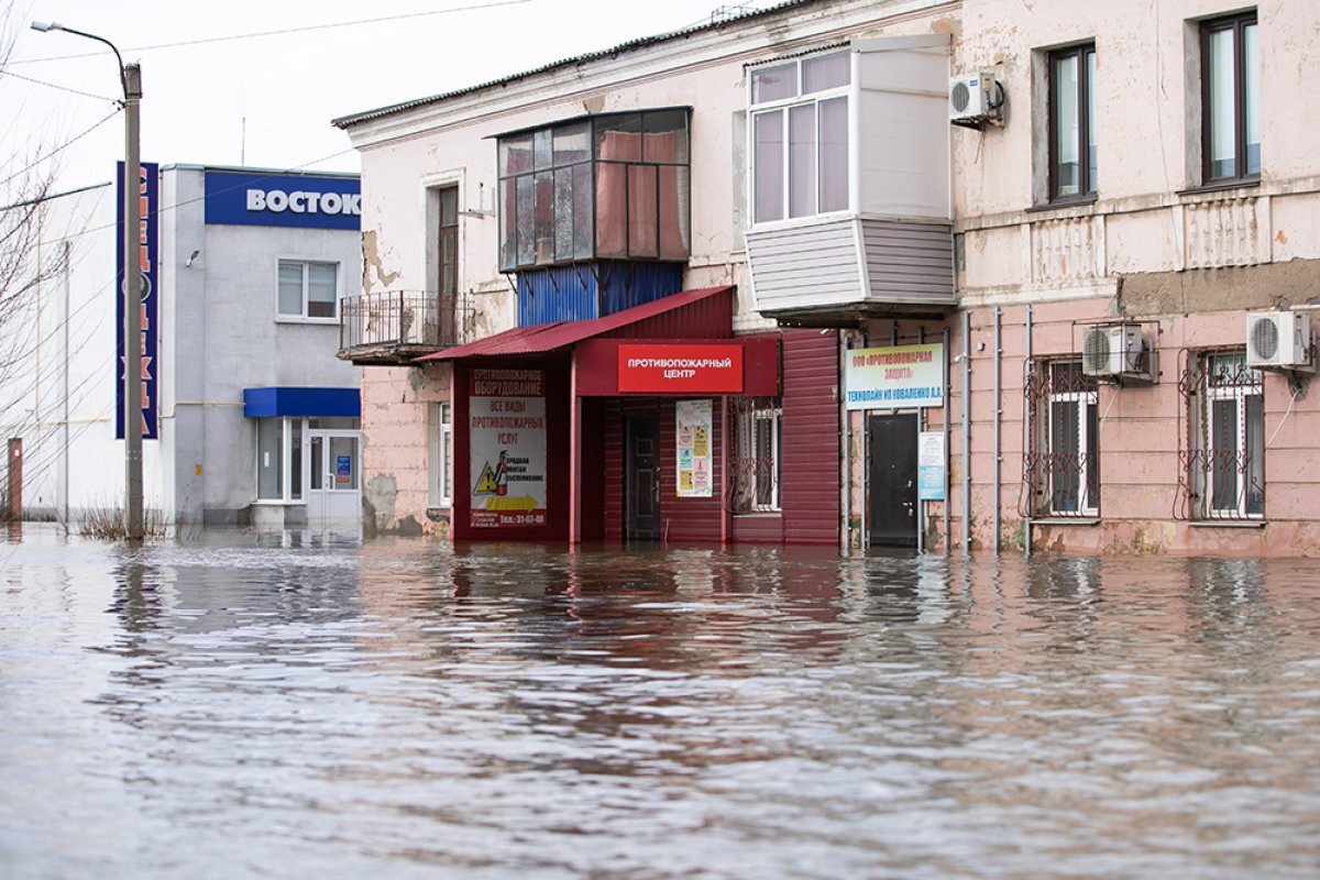    Уровень воды в районе Орска за последние сутки упал на 24 сантиметра