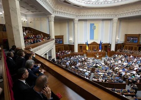    По инициативе Сырского из закона об ужесточении мобилизации исключили демобилизацию