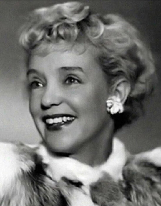  Марина Ладынина. / Фото: nastroenie.tv