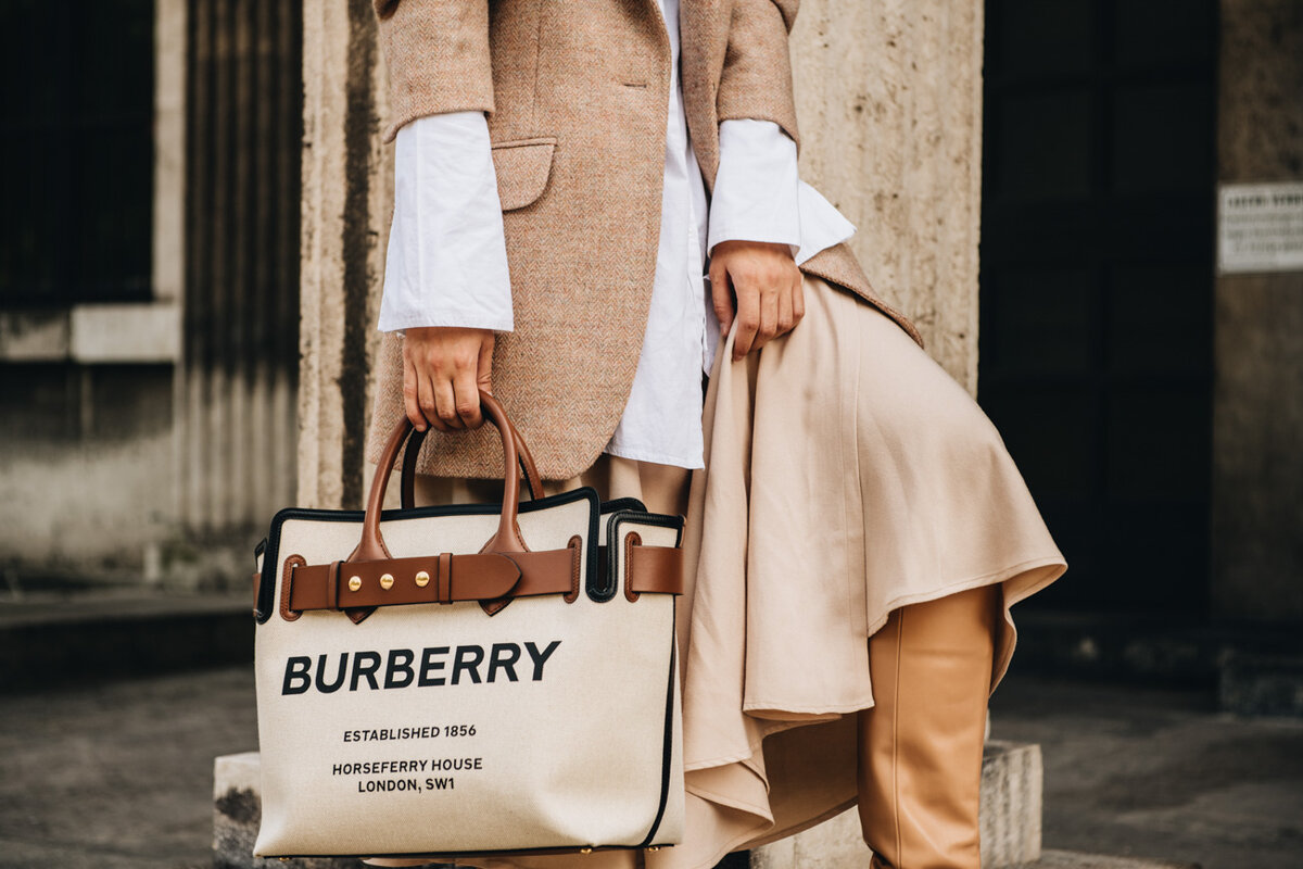 Где продать сумку Burberry в Москве | Ювелирный Дом на Фрунзенской | Дзен