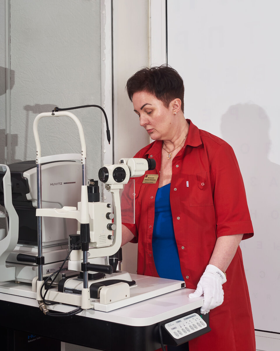 Оптометрист или офтальмолог: к кому идти? | Самый скандальный продавец ...