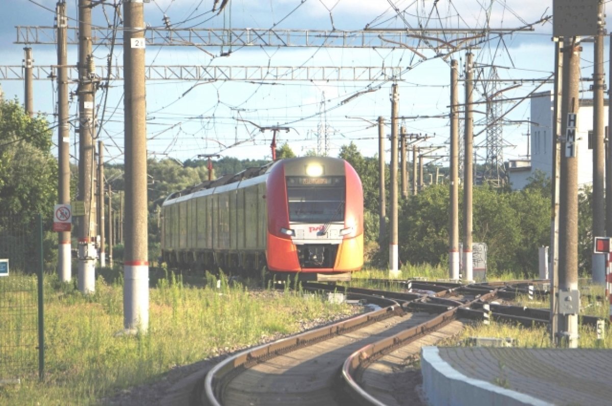    До 16 апреля вместо «Ласточки» Самара-Тольятти пустят электричку ЭД4М