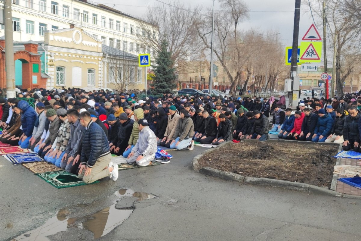    Металлодетекторы установили возле челябинских мечетей в Ураза-байрам