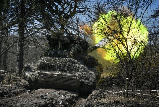    Танк Т-72 во время выполнения боевых задач на Авдеевском направлении