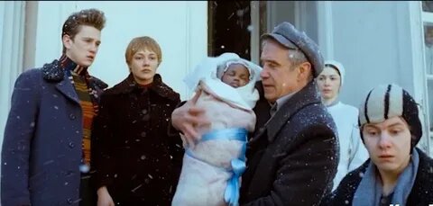 Фильм "Стиляги", где по сюжету, комсомолка родила темнокожего ребенка