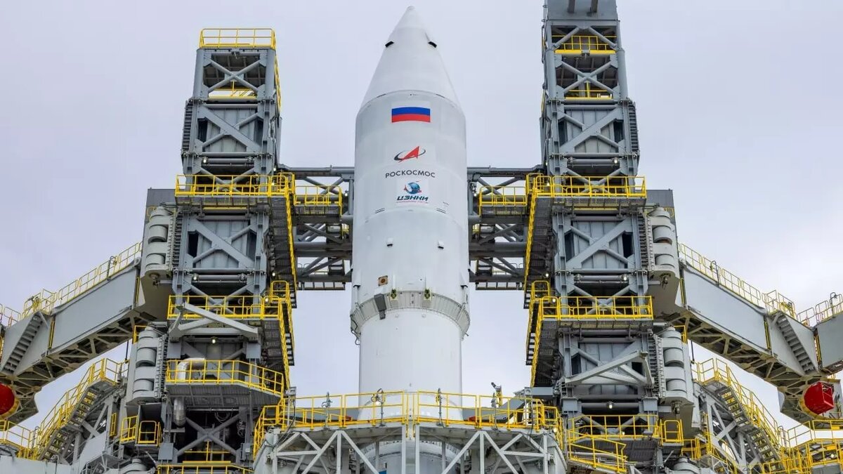     Второй запуск ракеты «Ангара-5» с космодрома «Восточный» перенесен на 24 часа, сообщает РИА «Новости».