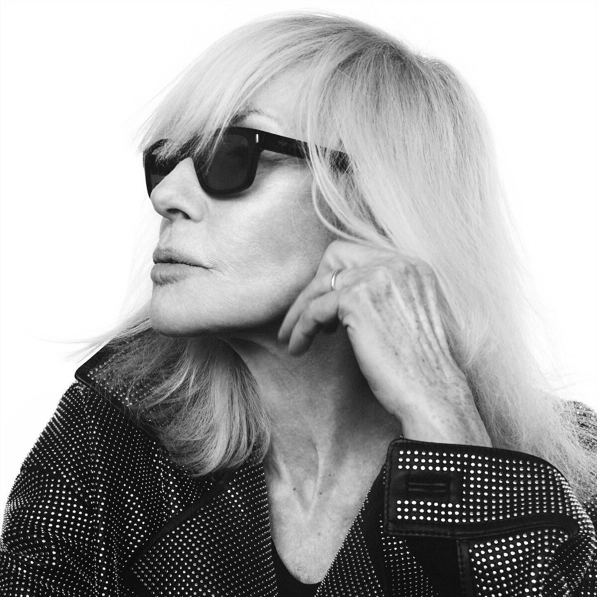 Взято с просторов Интернета рандомно через поиск по ассоциациям 