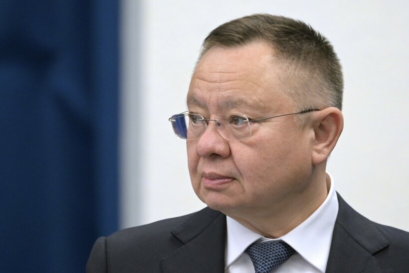 Главу Минстроя РФ Ирека Файзуллина командировали в оренбургский Орск, пострадавший от масштабного паводка   © РИА Новости. Алексей Никольский