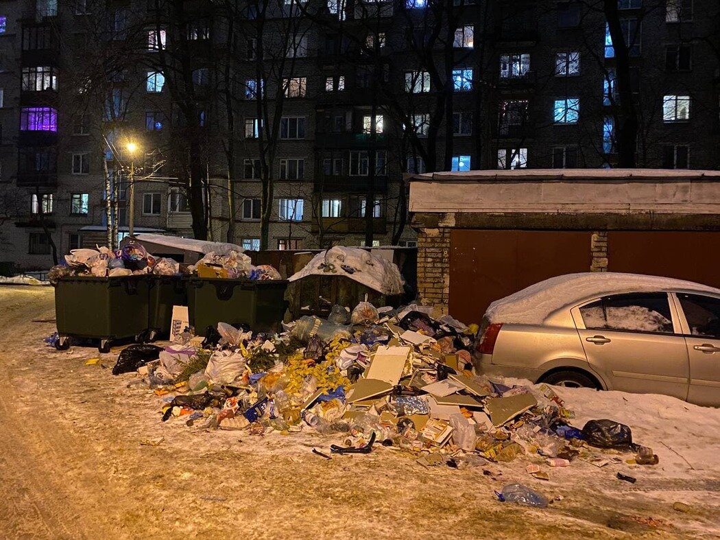 В Петербурге вводят новый штраф за неправильную парковку. Нельзя стоять на  эксплуатационной маркировке | 110KM.RU | Дзен