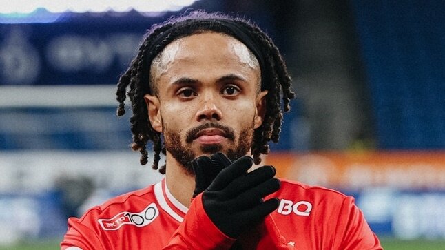 Тео Бонгонда.