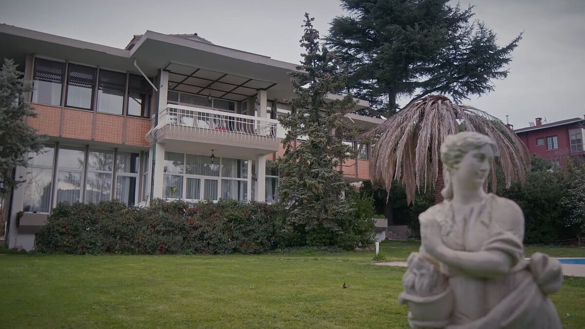 Кадр из сериала «Бахар», Турция, 2024 год