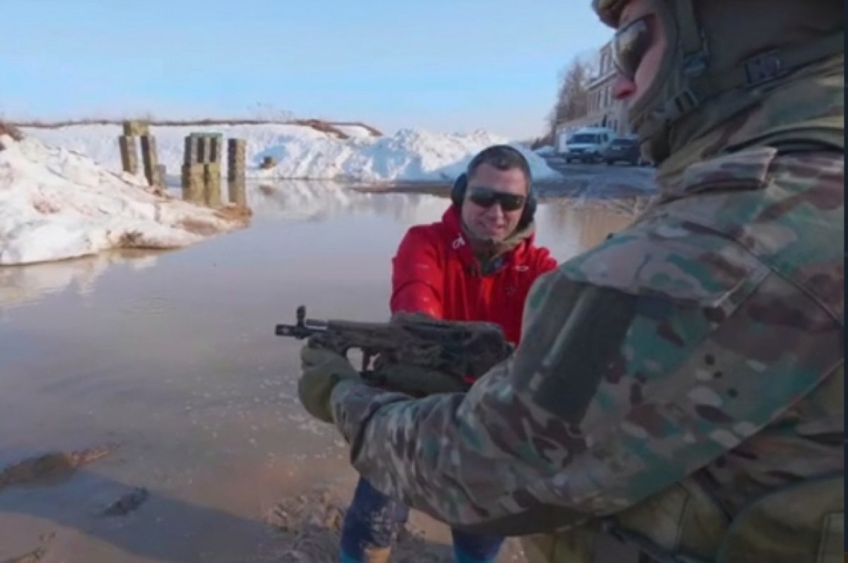    Пистолет-пулемет ПП-2000.