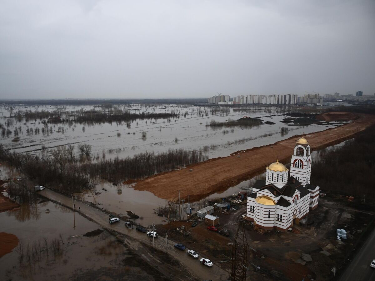    Затопление в Оренбурге в районе улицы Геннадия Донковцева© РИА Новости / Владимир Астапкович