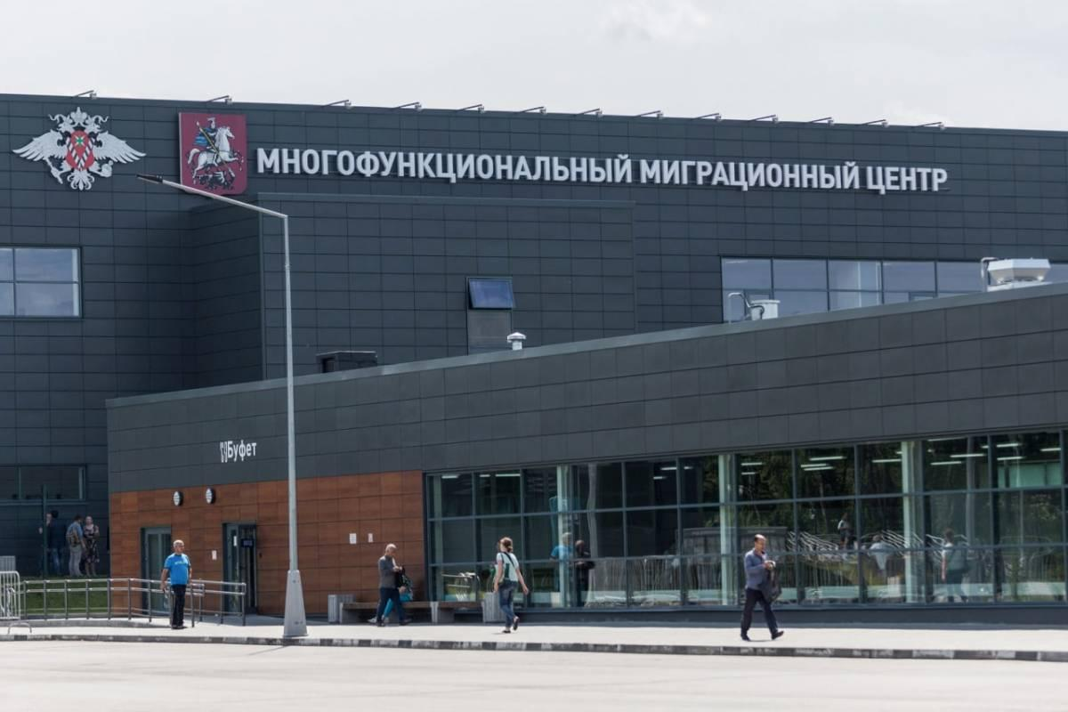 В миграционных центрах и на границе будут жестче проверять приезжающих