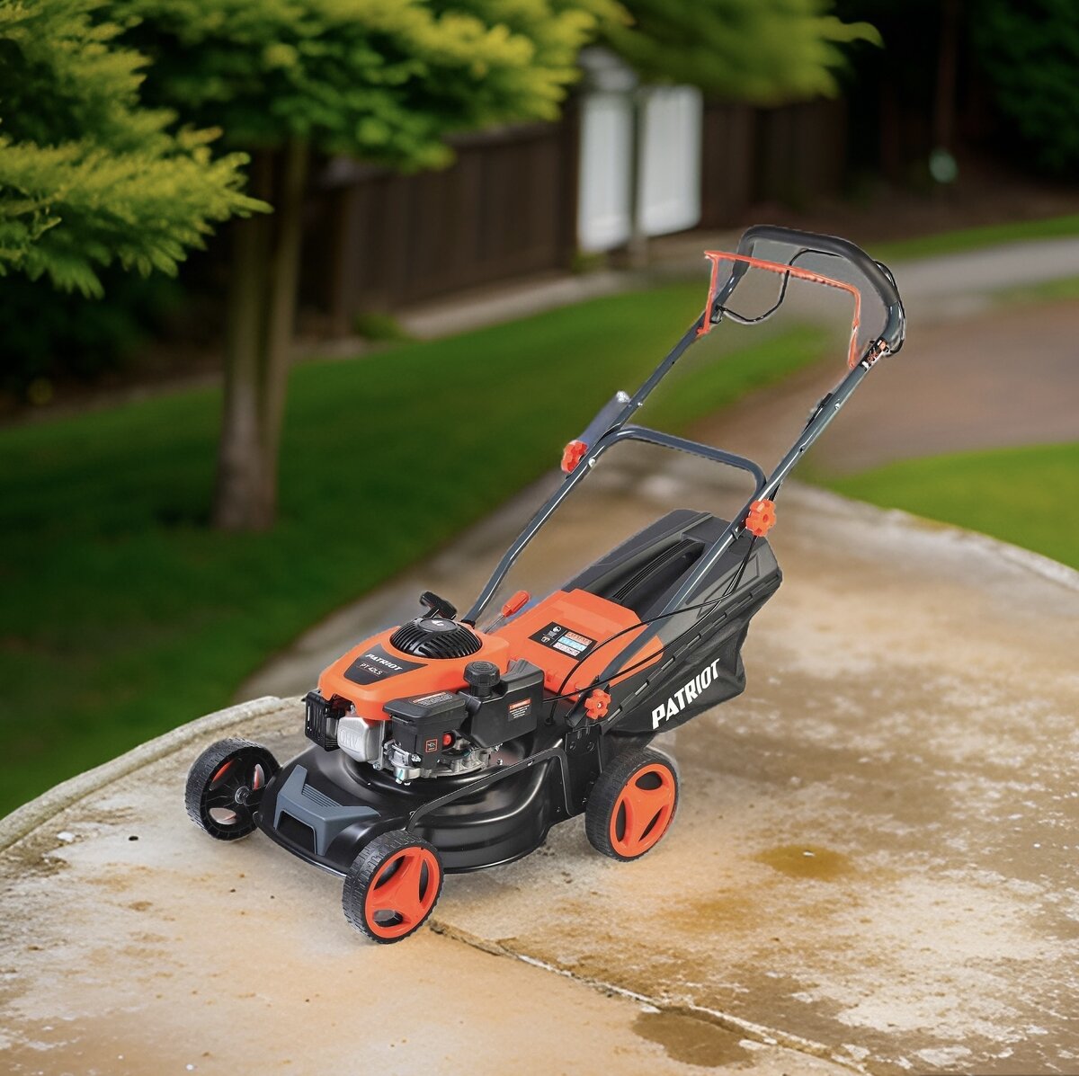 Газонокосилка с самоходом