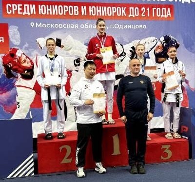     Три ивановские спортсменки вошли в юниорскую сборную страны по тхэквондо