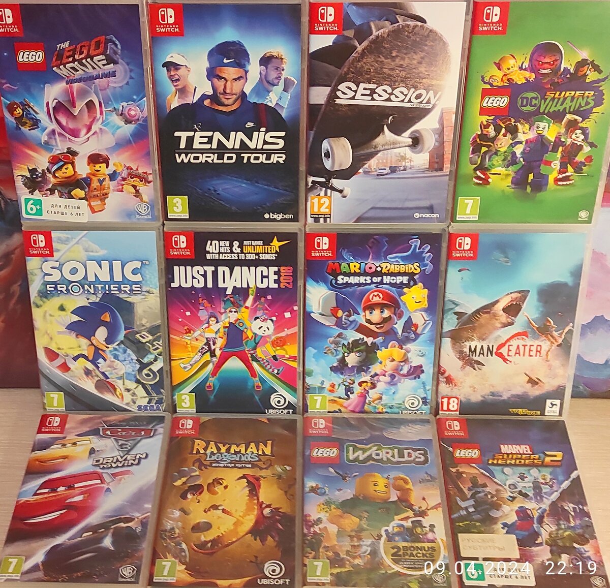 Сделал фото обшей стопки  с желтым флажком , и еще два фото ,  на одном где 12 игр это игры в которых есть русские субтитры , а где 4 игры это игры в которых нету русских субтитров .