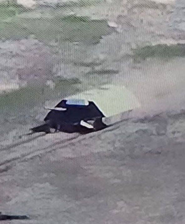 Наш Т-72 во время штурмовых действий обвешан экранами от дронов