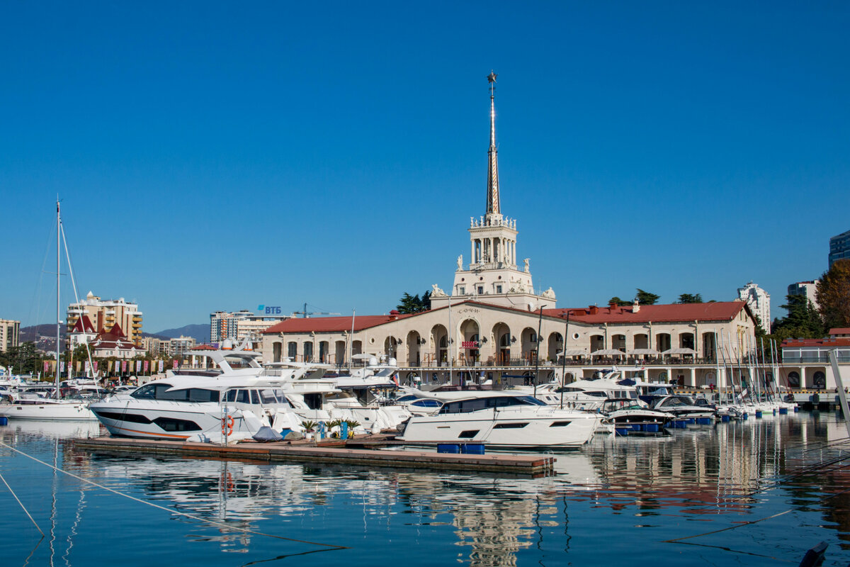 Море в мае — это от слова «счастье»