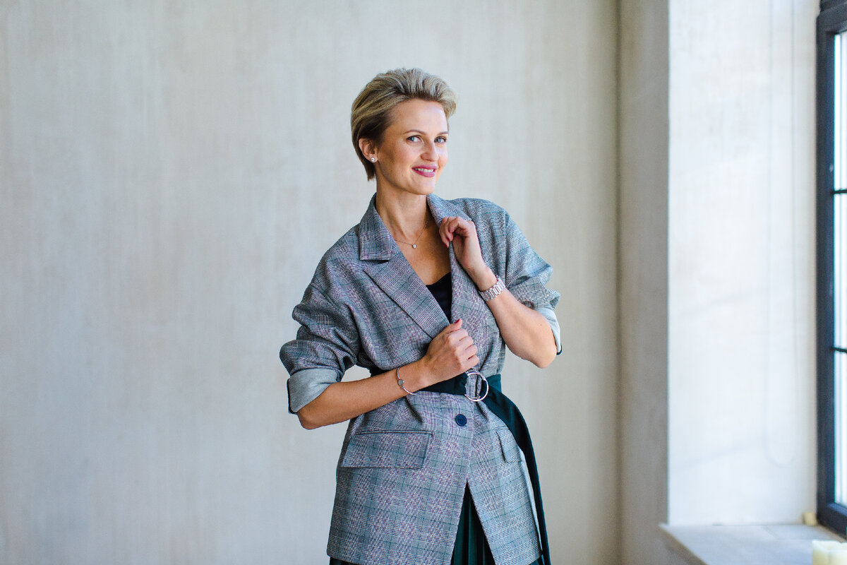 Я — Ольга Малахова. Интегративный терапевт и врач антивозрастной медицины, который знает все о сохранении молодости, здоровья и красоты. 