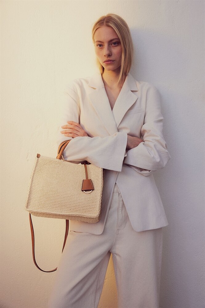 Сумка через плечо из рафии H&M HMonline.ru