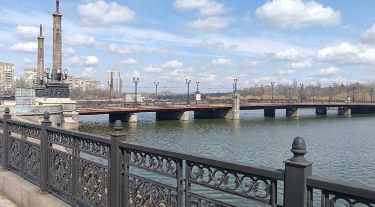 Набережная в Донецке Фото: Юлия Сверчкова