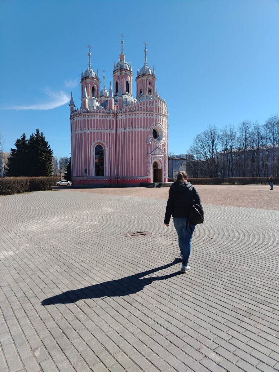 Чесменская церковь. Московский район. Весна
