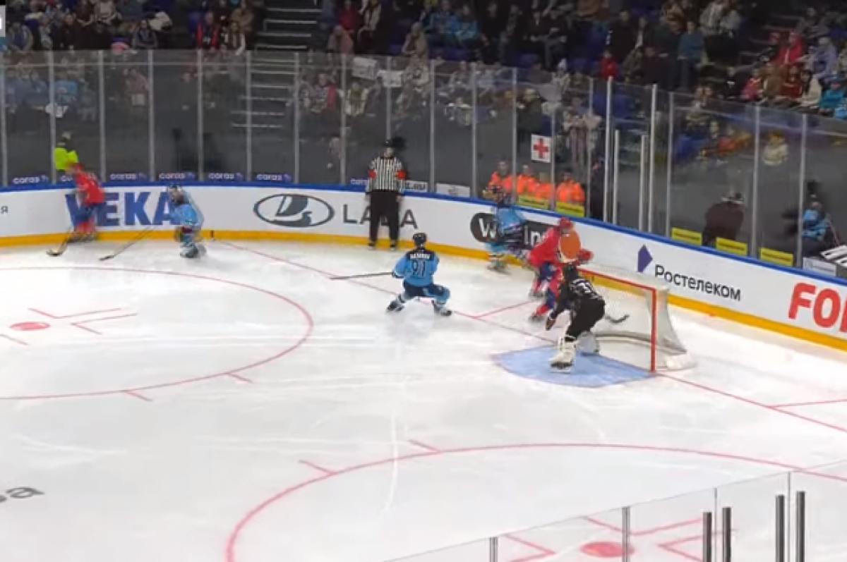    ХК «Сибирь» выиграл у «Сибсельмаша» в благотворительном матче
