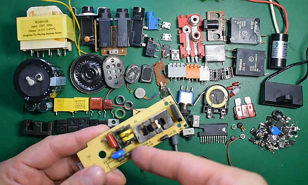 Не выкидывайте старую электронику | Василий Задовский | Дзен