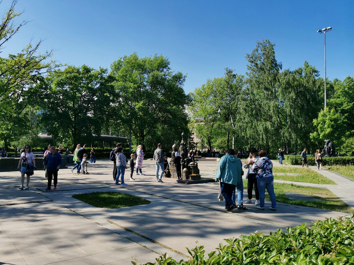 Александровский парк. "Мини-город". Фото автора.