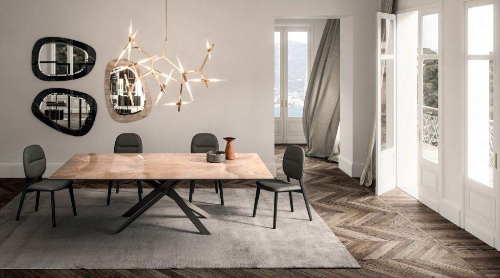 Неповторимые столы Ozzio Italia известны своей аллегорией нынешнего времени, они имеют исключительную способность быть уместными в дизайне интерьере практически любого стиля, преображая пространство.-1-2