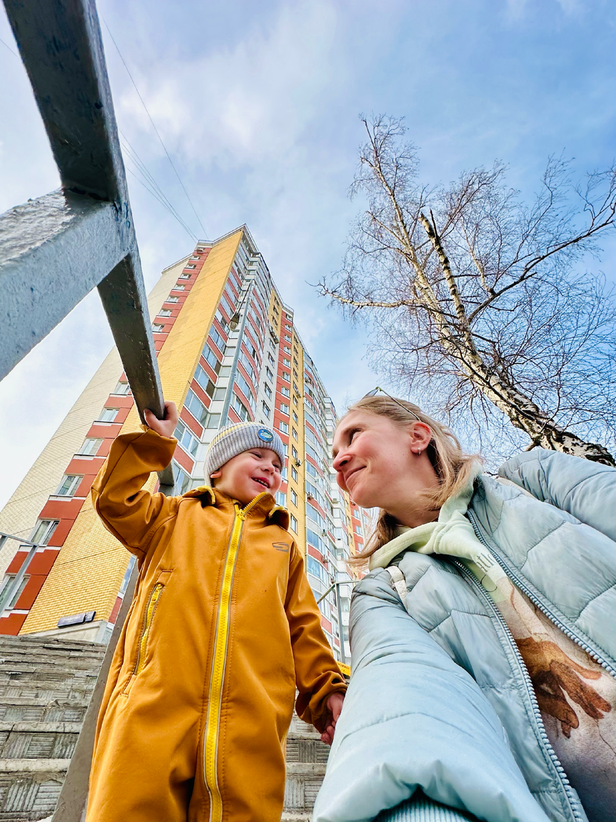 Привет! Это мы — автор канала Аня и соавтор Тима.