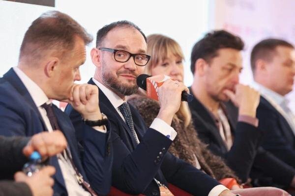 XV Меж­ду­народ­ная кон­фе­рен­ция TransNet: ма­гис­траль­ные се­ти свя­зи