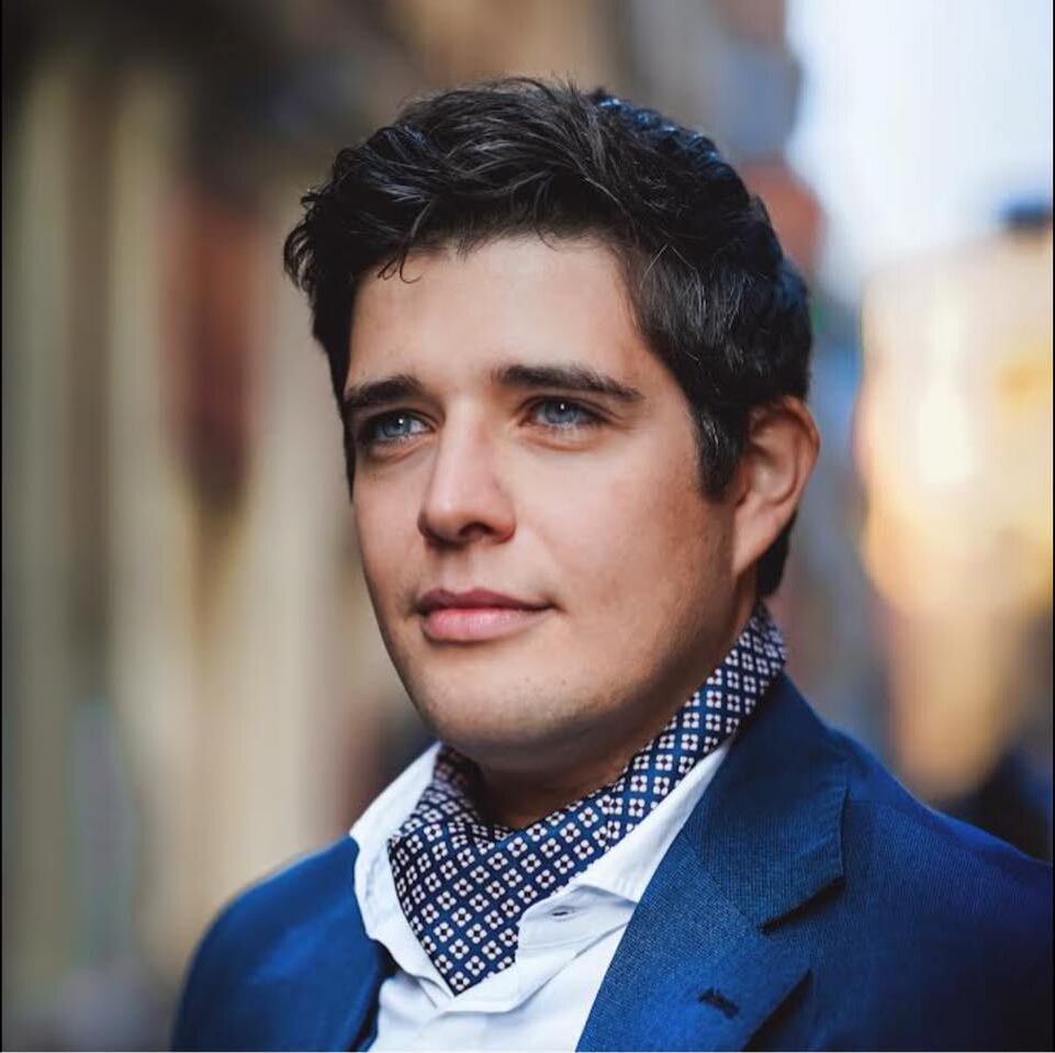 Инфантино, Писапия и Дефабиани покорили крупнейшие оперные театры мира, включая Ла Скала, Арена Ди Верона, Deutsche Oper Berlin и Венскую государственную оперу и теперь готовы очаровать столицу великолепием и мастерством.