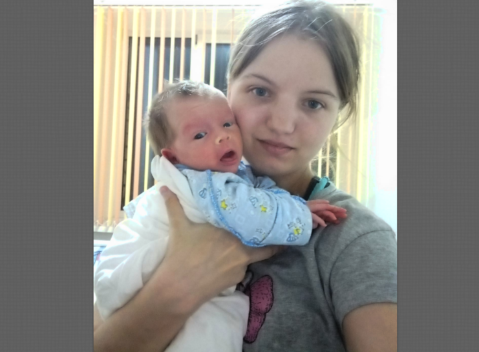 Известий о Светлане и её дочери до сих пор нет.
