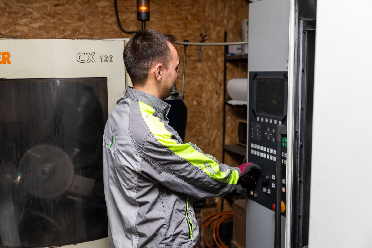 Егор Сергеевич за работой