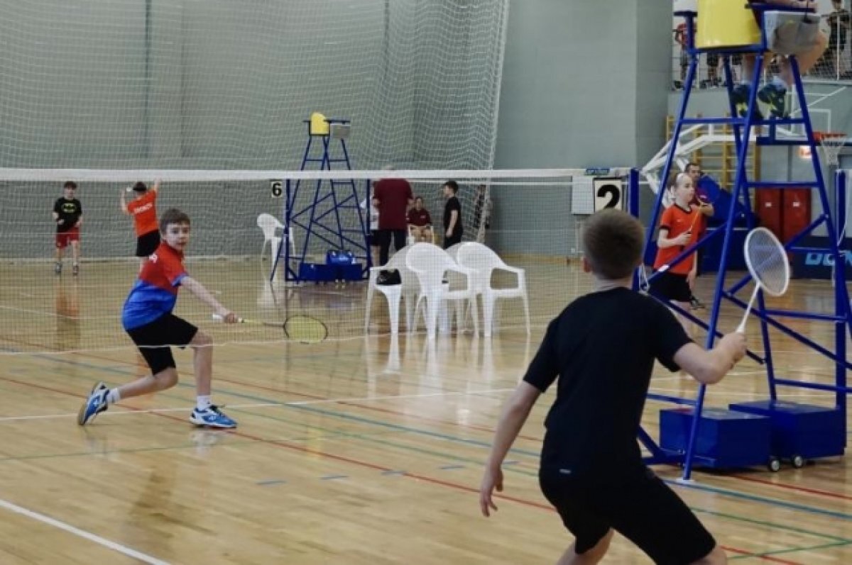    В Калуге начались всероссийские соревнования по бадминтону среди подростков