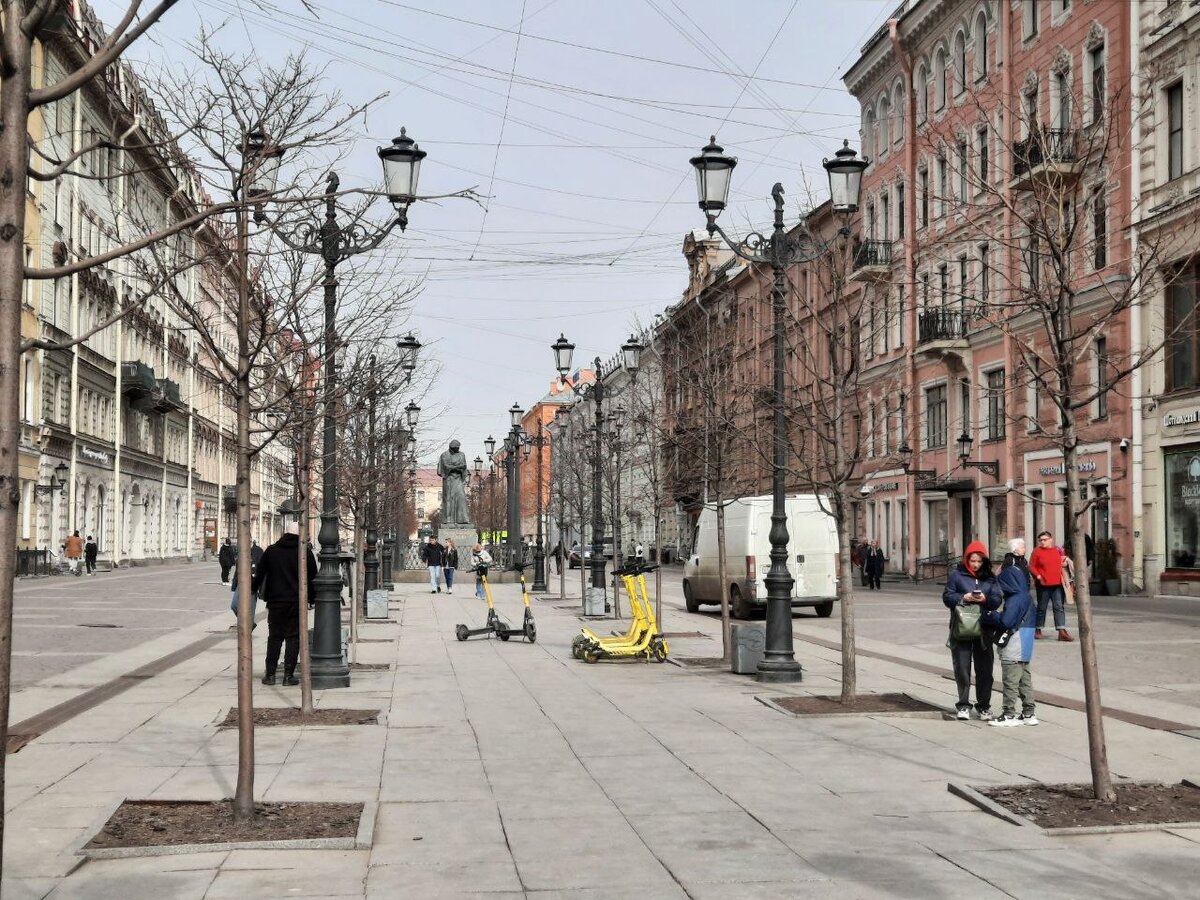 Улицы Санкт-Петербурга. Апрель. Личные фото