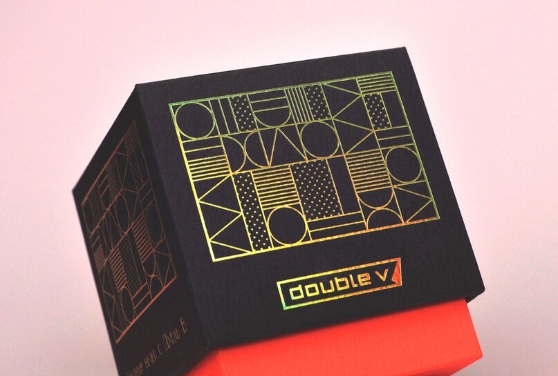 Свечи «Уютный вечер с Дубль В» в дизайнерской упаковке из Colorlab