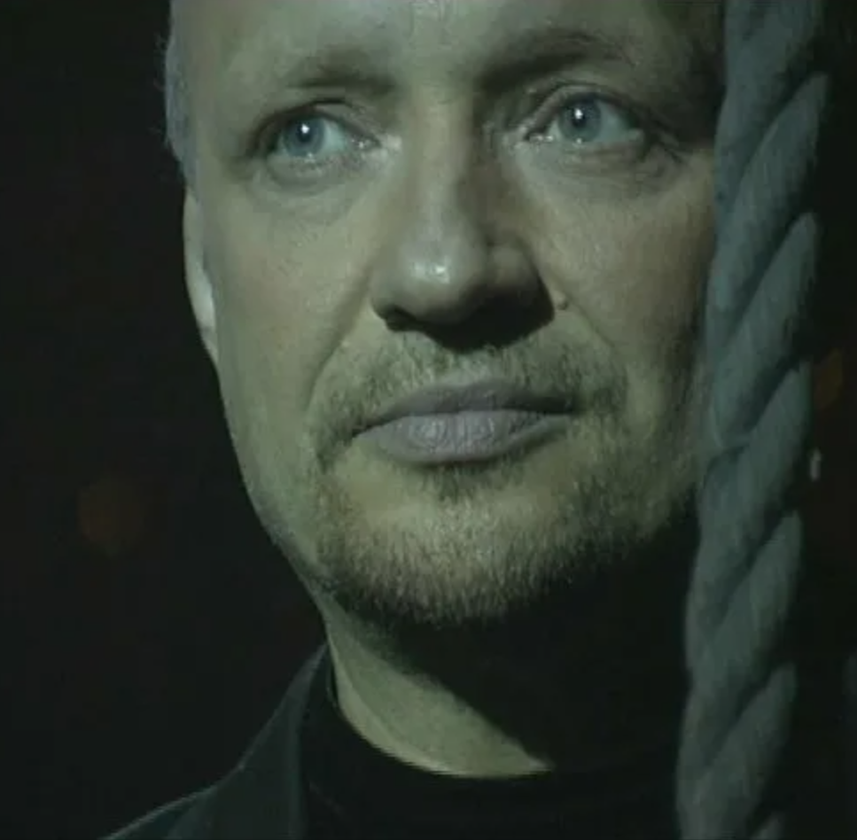 Анатолий Тукиш конечно не молодой принц, но благородный граф!