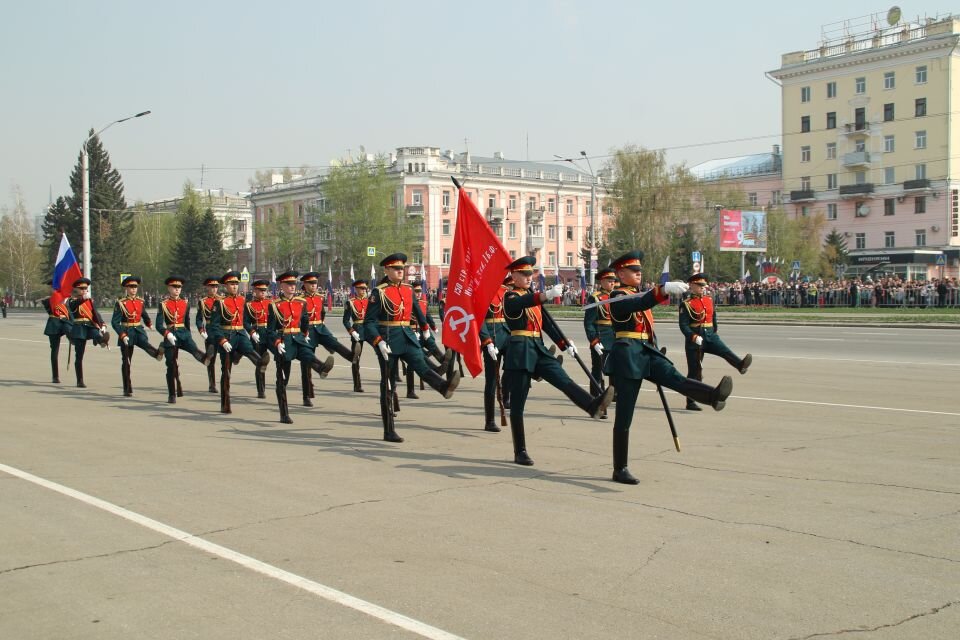    День Победы в Барнауле. 9 мая 2023 года. Источник: Виталий Барабаш/"Толк"